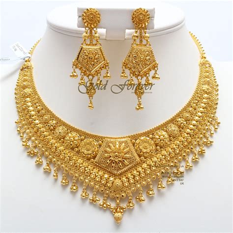 lightweight fancy gold necklace sets.